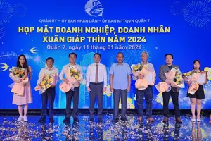 Năm 2024: Quận 7 chung tay cùng doanh nghiệp tháo gỡ nhiều điểm nghẽn 