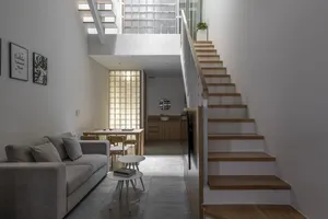 Ngôi nhà thoáng và sáng trong con hẻm ở quận 10, TP.HCM