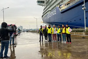 15.000 khách du lịch tàu biển 'xông đất' năm Giáp Thìn 