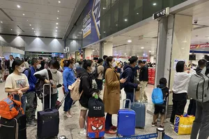 Vé máy bay cao nhất lên tới hơn 7 triệu đồng, khách chọn du lịch đường bộ 