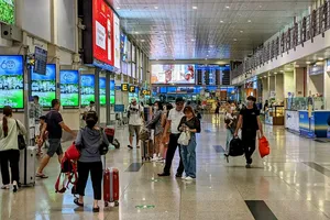 30 chuyến bay từ sân bay Tân Sơn Nhất bị chậm bởi mưa lớn 