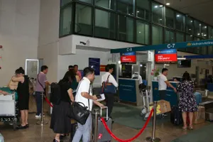 Cuối hè, giá vé máy bay hạ nhiệt