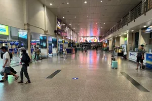 Hình ảnh bất ngờ sân bay Tân Sơn Nhất dịp lễ 2-9