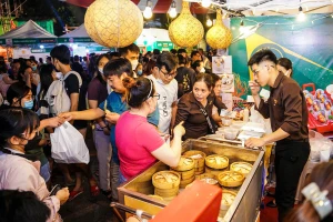 Đến quận 5, TP.HCM thưởng thức 'Mỹ vị Mì và Bánh'