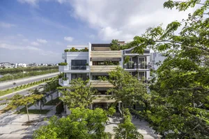 Nhà phố hiện đại tràn ngập hơi thở thiên nhiên ở Nha Trang