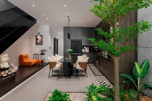 Nhà phố hướng Tây xanh mát của đôi vợ chồng trẻ