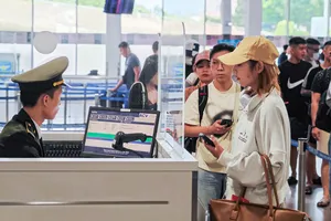 Khách Việt bay quốc tế cần lưu ý khi mang pin sạc dự phòng