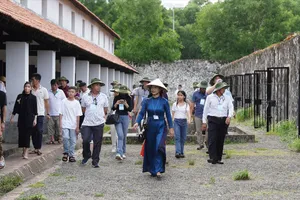 Vé máy bay Côn Đảo: Hết thời đắt đỏ nhờ cuộc đua mới?