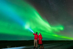 Chùm ảnh: Khách Việt mê mẩn cực quang ở Iceland