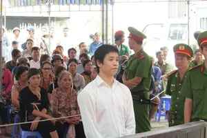 Bị đâm chết vì nói chồng 'không nhậu được thì trông con cho tôi nhậu'