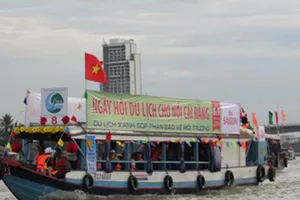 Bảo tồn tối đa giá trị văn hóa chợ nổi Cái Răng