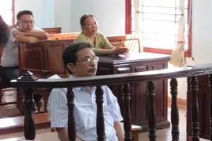 'Bị cáo cảm thấy nhục nhã khi đứng trước HĐXX xin giảm án'