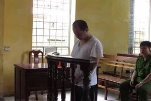 Vào tù vì 'phê' ma túy đá, chống lại công an