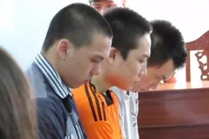 Con bị lĩnh án tử, người mẹ vật vã muốn chết theo