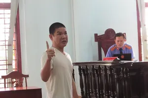 Đâm bạn trọng thương vì bị chửi 'pê đê'