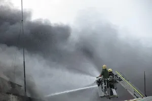 Vụ cháy ở Cần Thơ: Nhiều chiến sĩ bị ngạt khí độc, bỏng