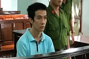 Lẩn trốn vì tội giết người lại tiếp tục giết người