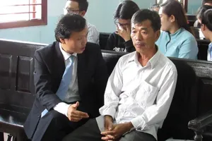 Hoãn xử vụ cắt nhầm 2 quả thận để bổ sung chứng cứ