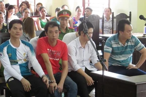 Xét xử đường dây chuyên bán ma túy ở quán bar, vũ trường