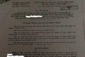 UBND quận thua kiện vì thu hồi giấy đỏ sai