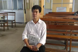 Xét xử vụ một giảng viên đe dọa giết hiệu trưởng