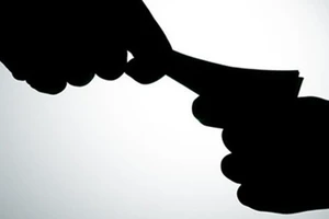 Cần Thơ đề nghị báo chí giám sát cán bộ tiêu cực, tham nhũng 