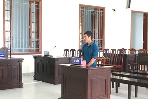 Thanh niên lãnh án tù vì dùng điện để đánh bắt cá