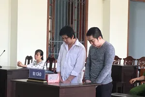 Lừa thuê 16 ô tô, 2 bị cáo bị phạt 37 năm tù