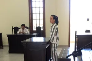 1 phụ nữ mất hơn 800 triệu vì... quà của bạn trai ảo