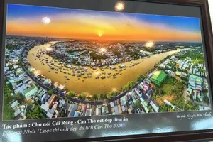 Để chợ nổi Cái Răng hấp dẫn: nên học Thái Lan