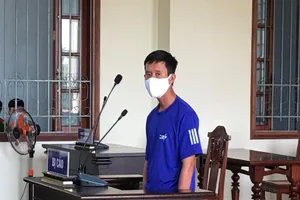 Lãnh án tù vì mượn xe của bạn đi làm rồi mang cầm cố