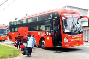 Bến Tre đón 1.164 công dân ở TP.HCM về quê an toàn