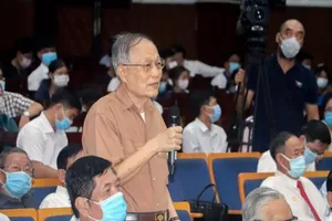 Đoàn ĐBQH TP Cần Thơ tiếp nhận ý kiến cử tri qua thư, email và điện thoại