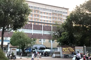 Nhân viên BV Đa khoa TP Cần Thơ phù phép nước lọc thành hóa chất Việt Á: Không khởi tố giám đốc bệnh viện