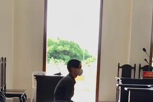 Thiếu niên lãnh án vì không tố giác bạn đi cướp