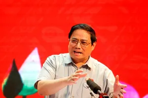 Thủ tướng trả lời cử tri về vấn đề xăng dầu 