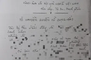 Tòa công nhận một hợp đồng chuyển nhượng đất bằng giấy tay