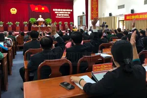 Miễn nhiệm 1 phó chủ tịch UBND TP Cần Thơ