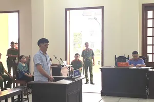 Tòa tuyên tử hình gã chồng hờ đốt vợ vì ghen tuông mù quáng