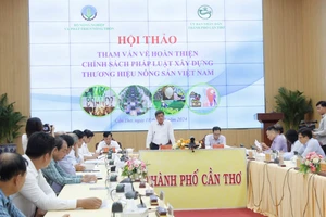 Thứ trưởng Bộ NN&PTNT: Sẽ xây dựng nghị định về thương hiệu nông sản Việt Nam
