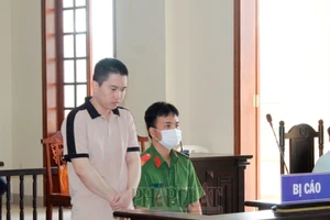 Cựu nhân viên ngân hàng lãnh án vì lừa khách hàng 5,5 tỉ để chơi tiền điện tử