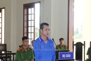 Cái kết buồn từ chuyện chê dàn loa và hát karaoke dở 