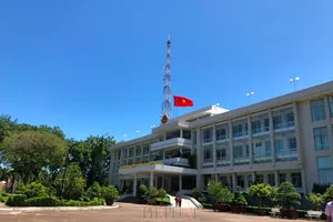 Chủ tịch Cần Thơ yêu cầu thực hiện đồng bộ việc tinh gọn tổ chức bộ máy