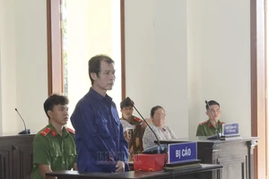 Mâu thuẫn trong việc rót rượu ly nhiều, ly ít, người mất mạng, kẻ đi tù