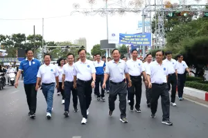 TP Cần Thơ: Hơn 2.000 người đi bộ hướng về bệnh nhân nghèo