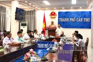 Thống nhất hỗ trợ bằng tiền cho cán bộ về TP Cần Thơ mới công tác