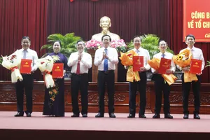 TP Cần Thơ công bố lãnh đạo các cơ quan chuyên môn sau sáp nhập