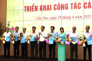 9 phó giám đốc sở ở TP Cần Thơ được nghỉ hưu trước tuổi