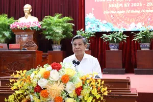 Chủ tịch HĐND TP Cần Thơ: Làm thêm giờ, thêm ngày để khắc phục những tồn tại, hạn chế