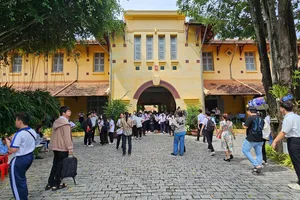 TP Cần Thơ: Thiếu giáo viên, nhiều trường 'nợ' giáo viên hàng chục tỉ đồng